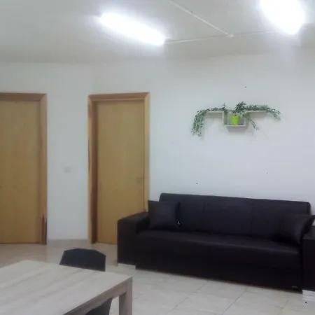 Apartment Kmv *